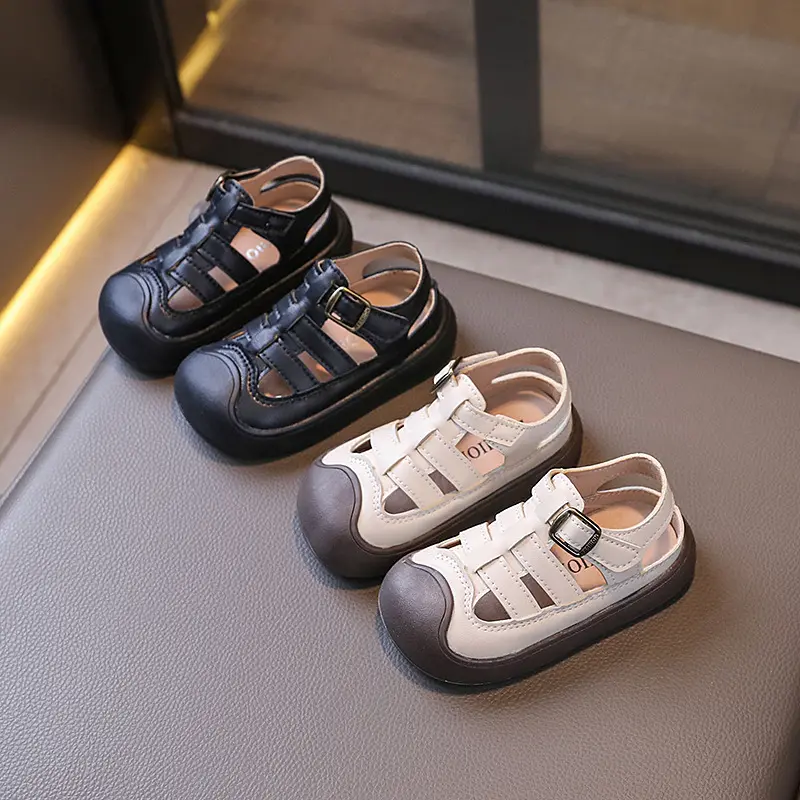 Summer New Boys' Anti-kick Beach Shoes Hollow