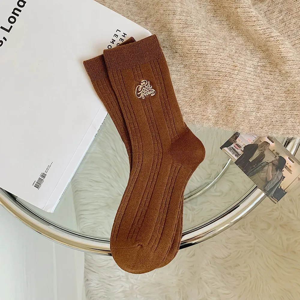 Women's Autumn And Winter Warm Fleece Coffee Wool Socks - Embroidery