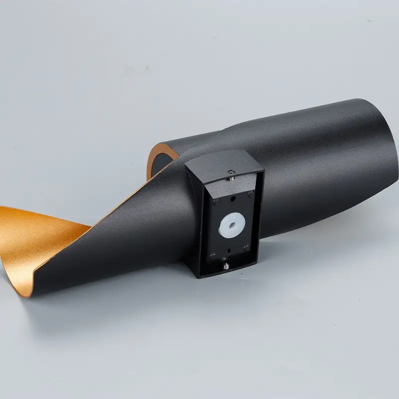 Modern Minimalist Outdoor Wall Lamp