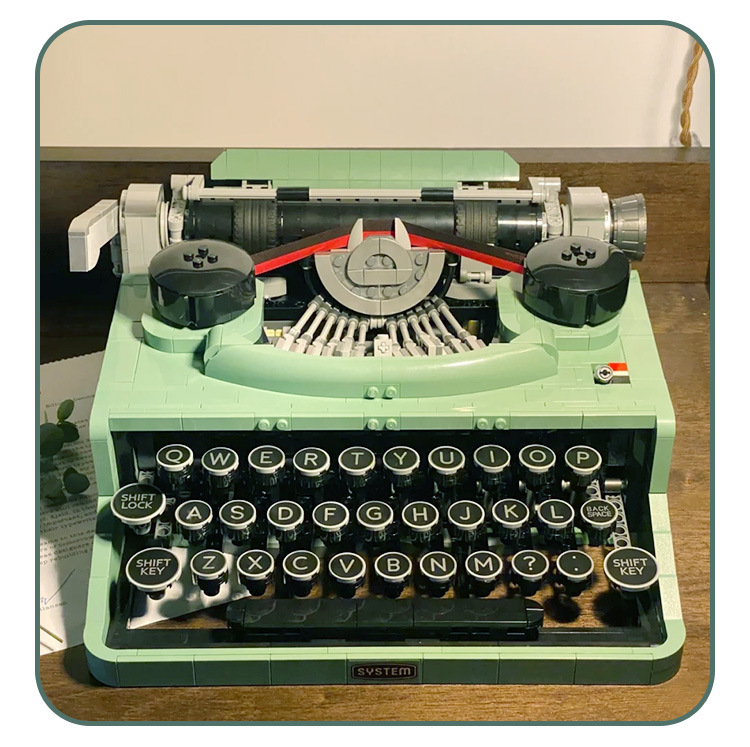 Retro Typewriter Ordinary