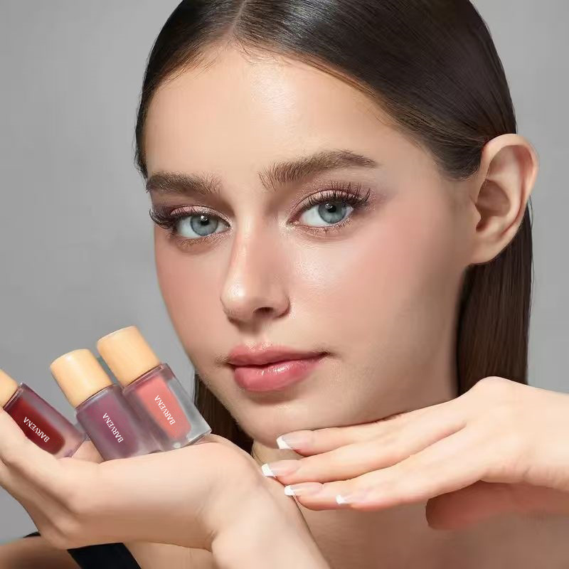 Waterproof, Long-lasting, Smudge-proof Lip Gloss
