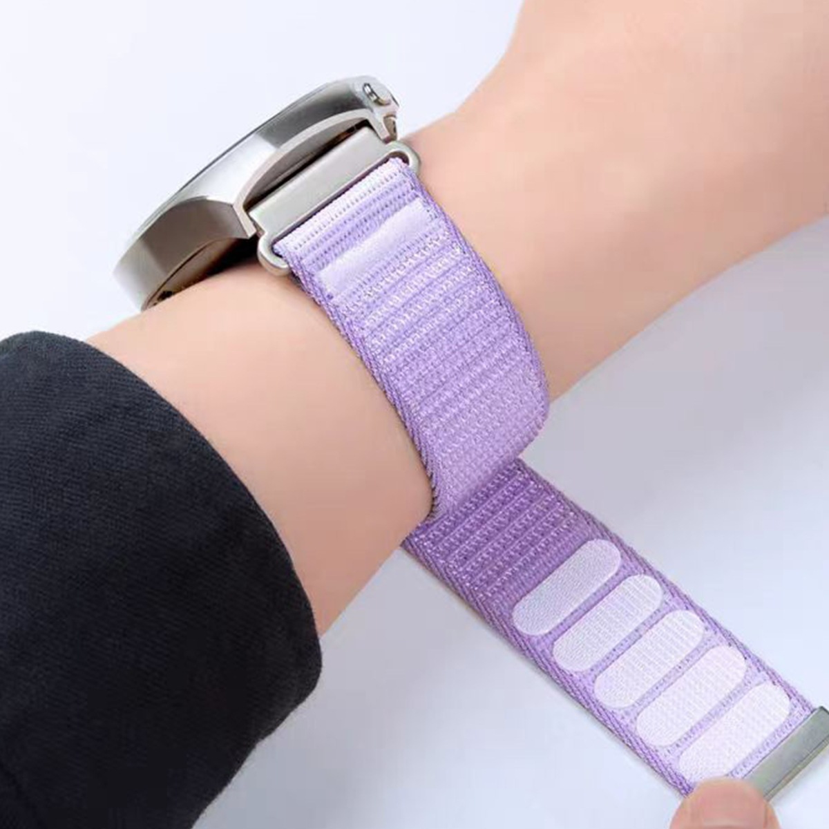 Nylon Braided Watch Strap With A Rugged Mountain-inspired Pattern 10