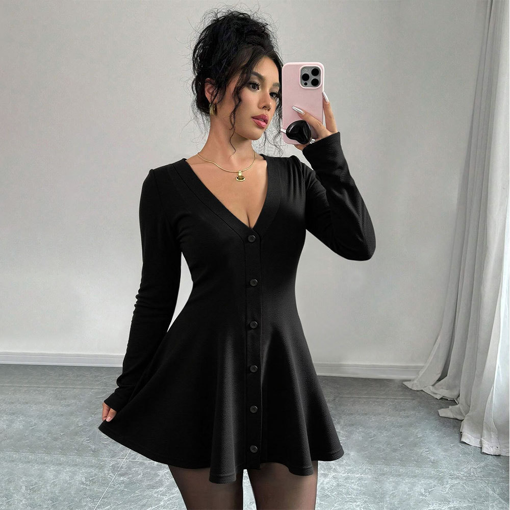Pure And Alluring Black V-neck Long-sleeve Knit Dress
