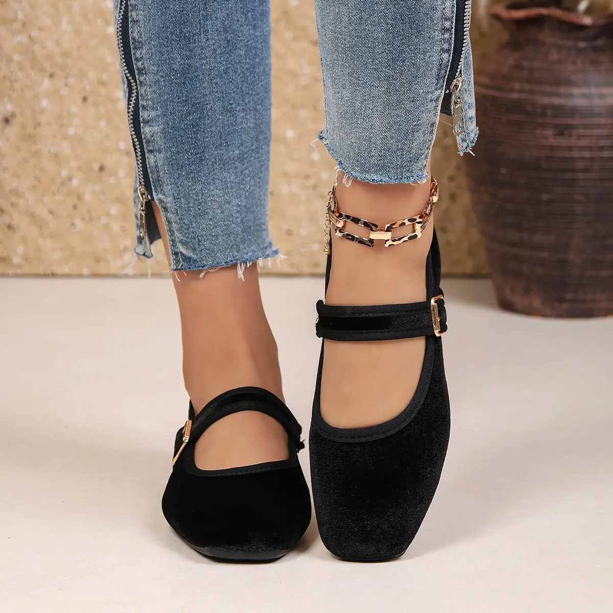New Style Low-heeled Flat Work Pumps