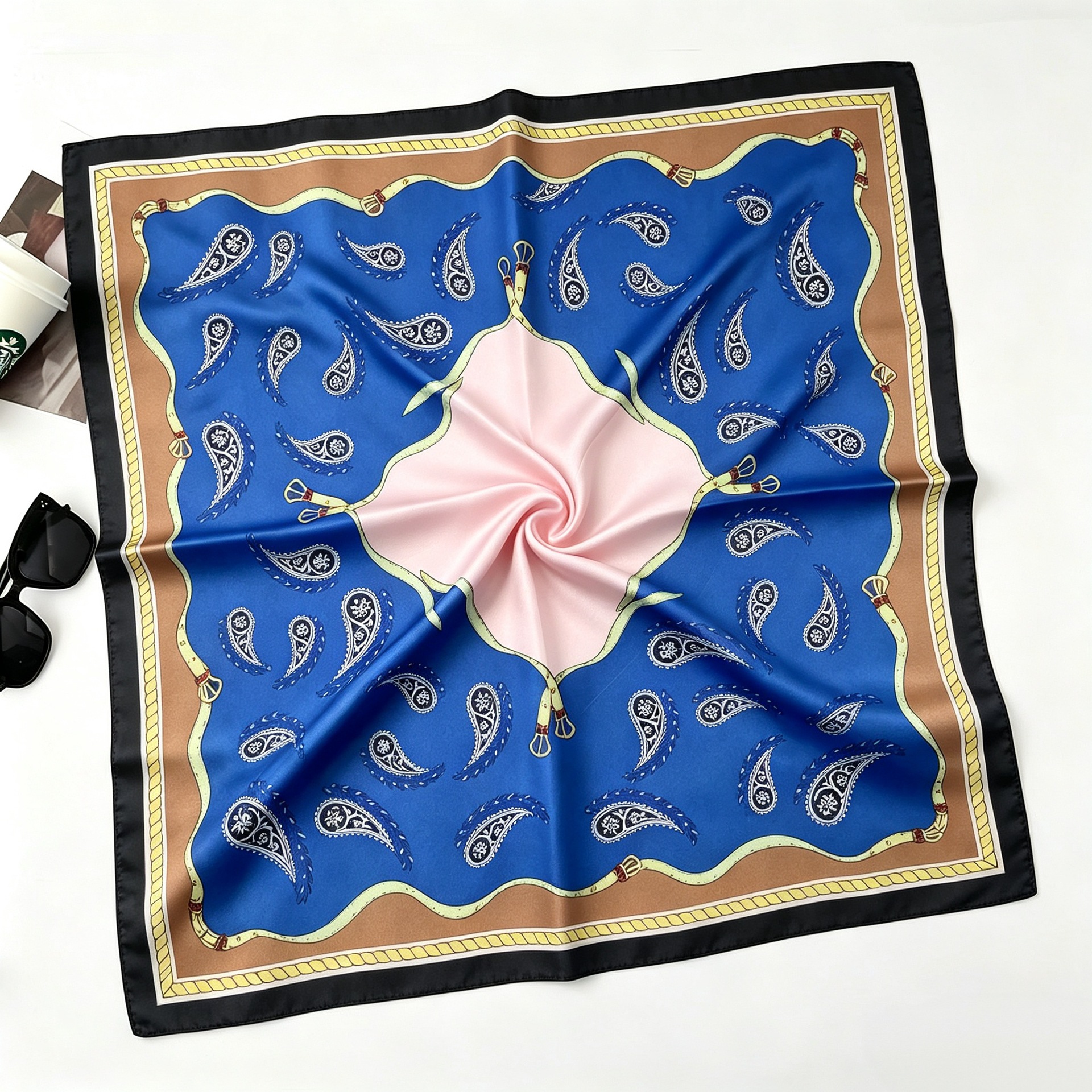 https://cf.cjdropshipping.com/quick/product/3185f29b-b01f-46ed-971e-917d33cd9157.jpg