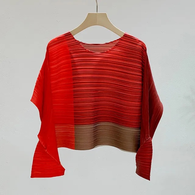 White Pigeon Peplum Top Pressing Shirt Short T shirt Color Matching Western Style Slimming Red - Shop at LoveMi