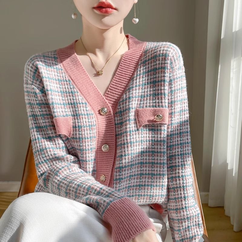 Knitted Cardigan Autumn Coat Short Anti-aging Casual