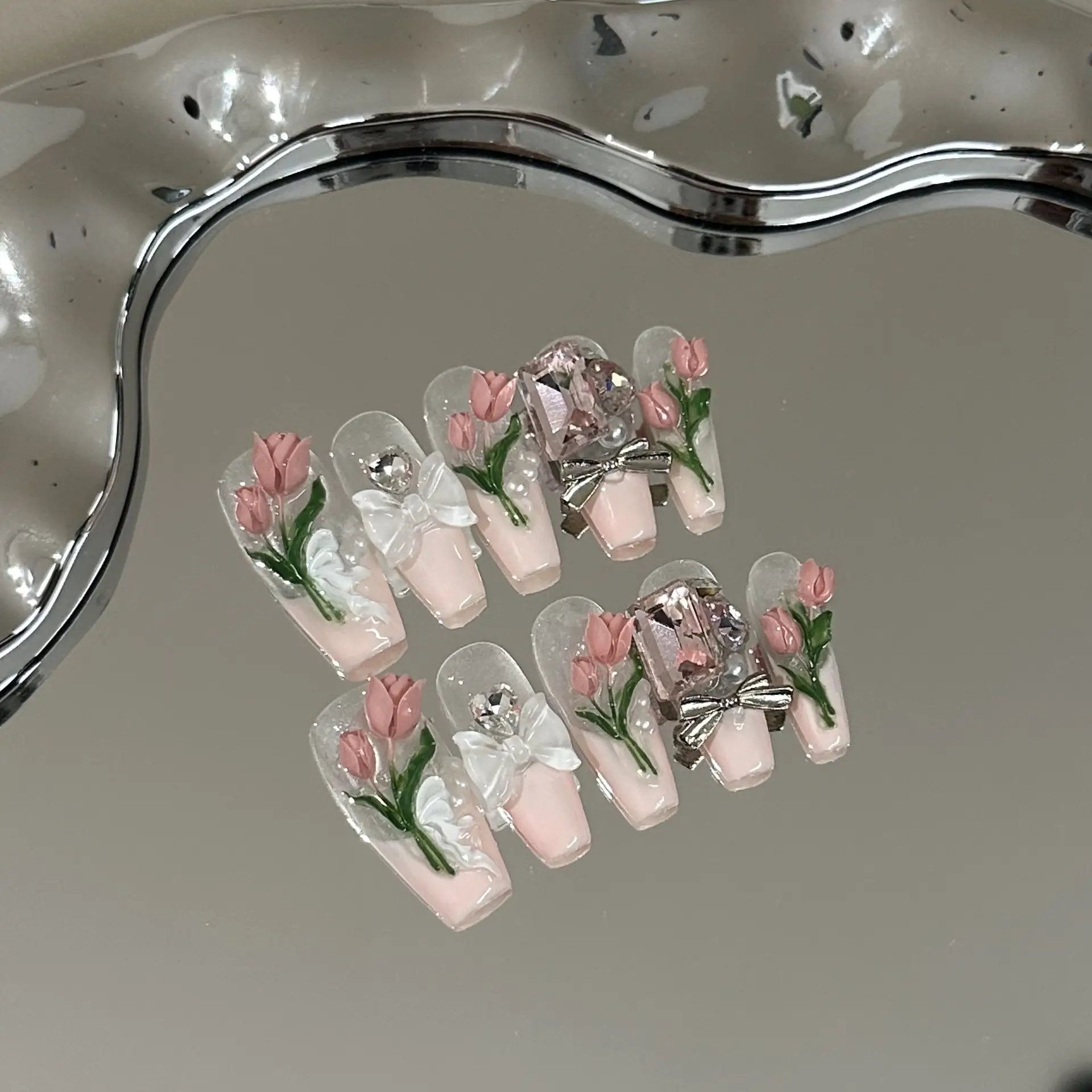 High Sense Spring And Summer Three-dimensional Tulip Flowers Handmade Wear Nail Tip