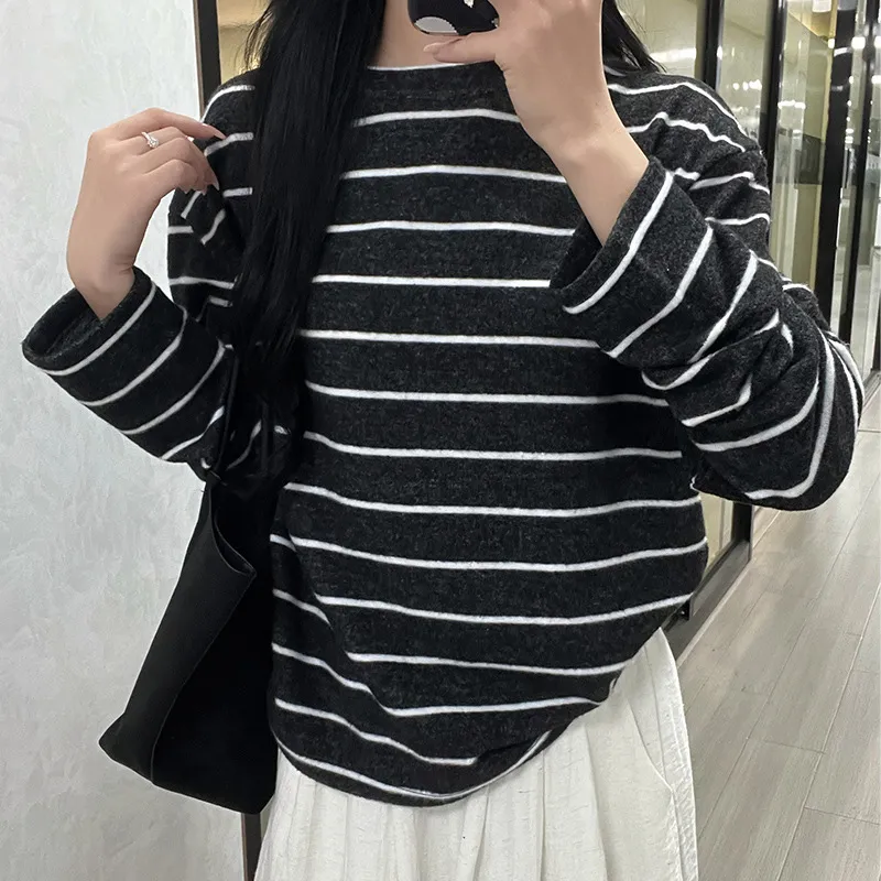Striped Round Neck Bottoming Shirt For Women Early Autumn Winter - Dark Gray Stripes