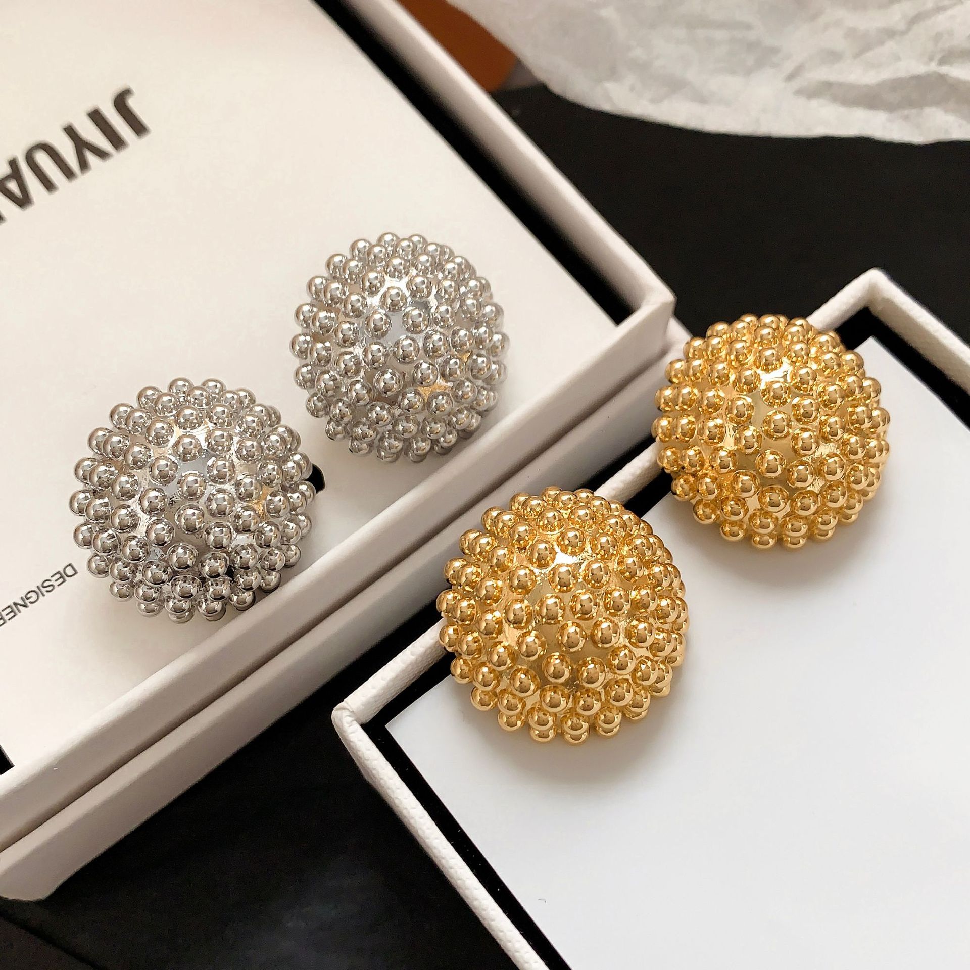 European And American Style Copper Plated Gold Stud Earrings