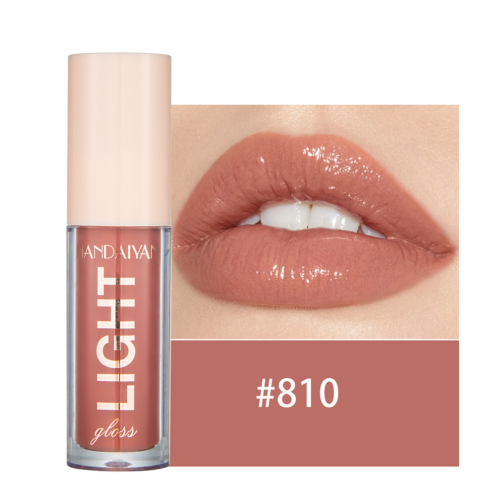 Mirror-like Dewy Liquid With A Pearly Sheen For The Lips