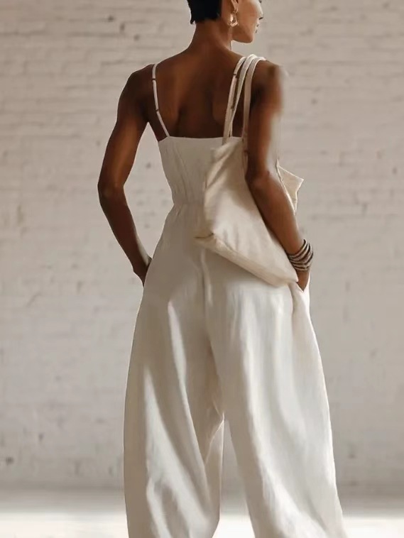 Women's wide-leg flare jumpsuit in black – sleeveless knit low waist casual