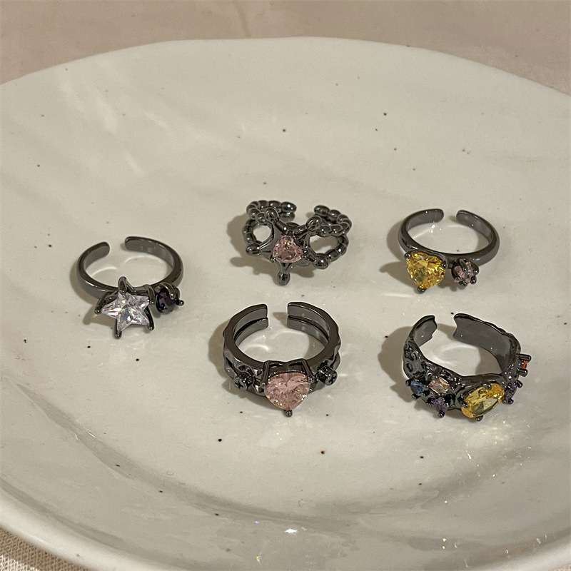Irregular Colorful Crystals Ring Female Niche Design