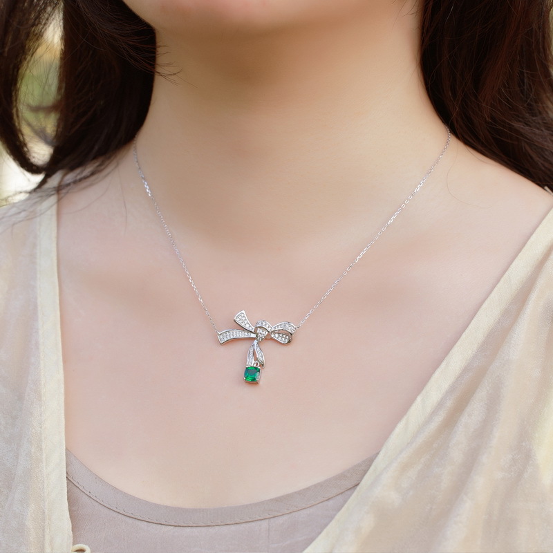 Bow-Knot Cultured Emerald Necklace In S925 Sterling Silver Pillow-Shaped