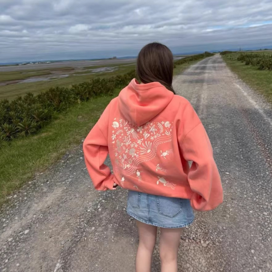 Womens Fleece-lined Hooded Long-sleeve Sweatshirt For Fall And Winter