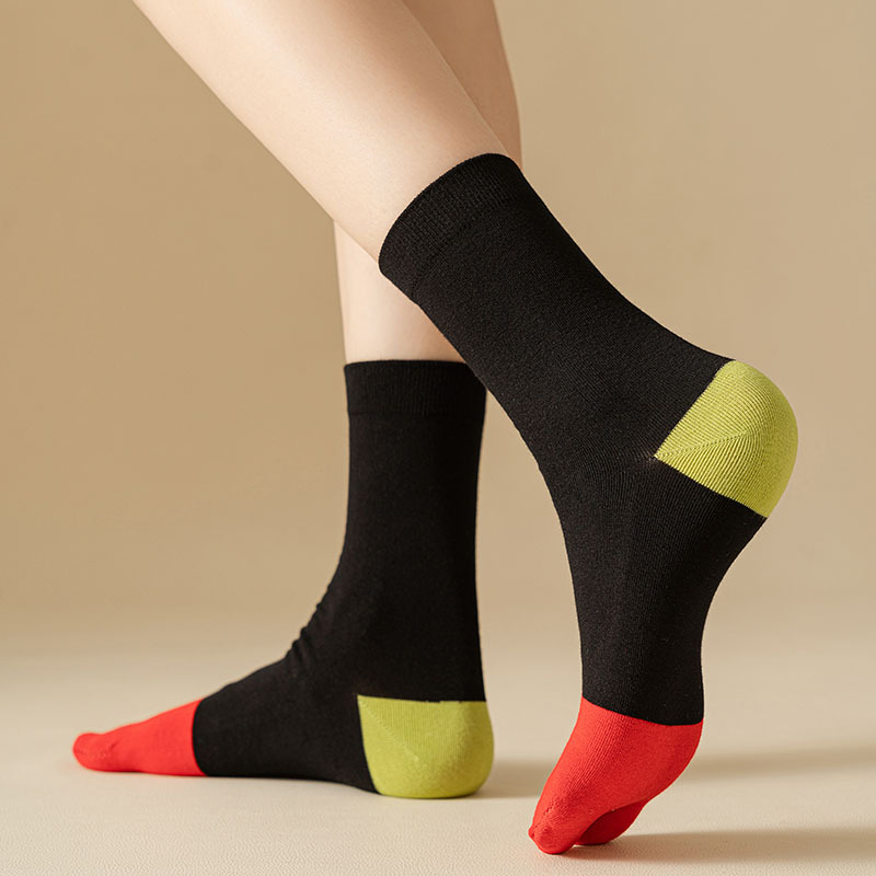 Women's Stitching Summer Thin Fashion Mid-calf Two-toe Socks