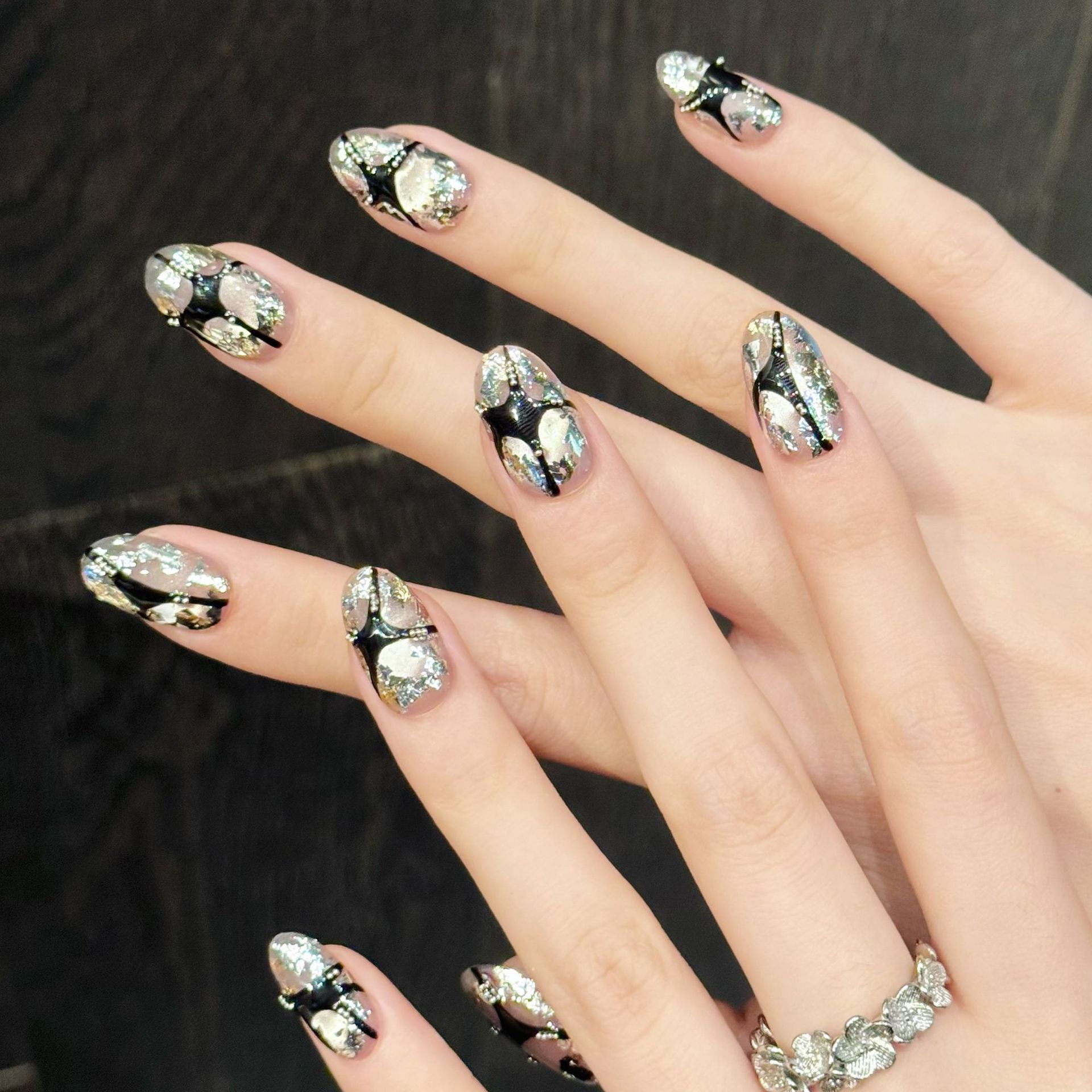 Hand-painted Textured Dazzling Cat-eye Silver Crackle Nails For A Fierce Edgy Look