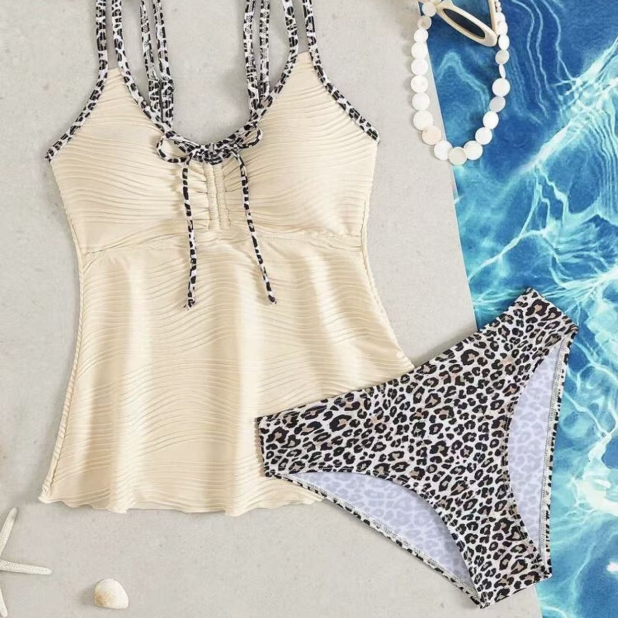 Stylish Resort Spa Style Rivulet Pattern Beach Swimsuit Set
