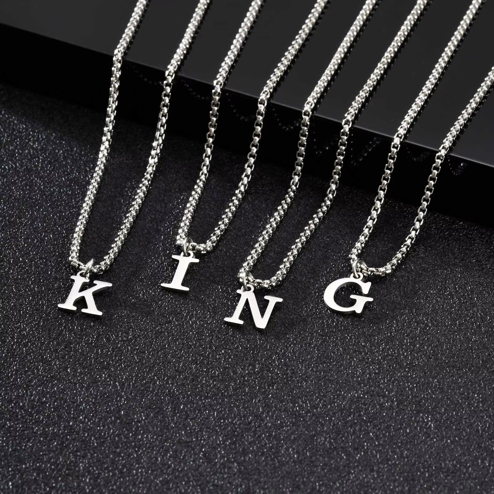 Minimalist Men's Simple Letter Necklace