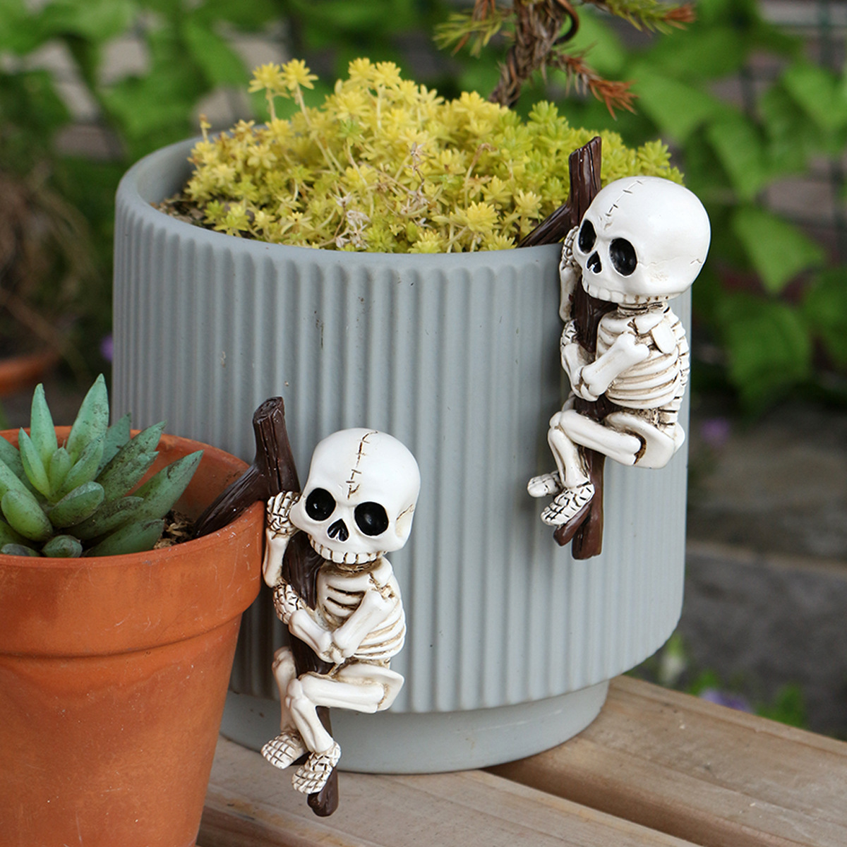 Outdoor Garden Flowerpot Balcony Table Decorations Skull Pendant Set 2 - Shop at LoveMi