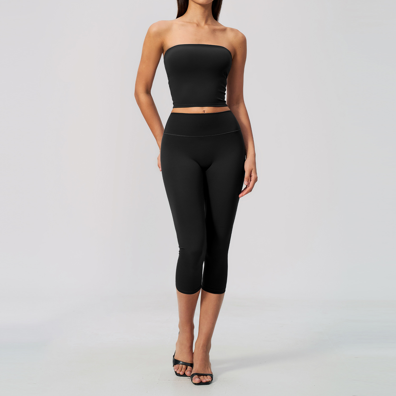 Yoga Suit Set With Chest Cushion For Slimming And Lifting Buttocks