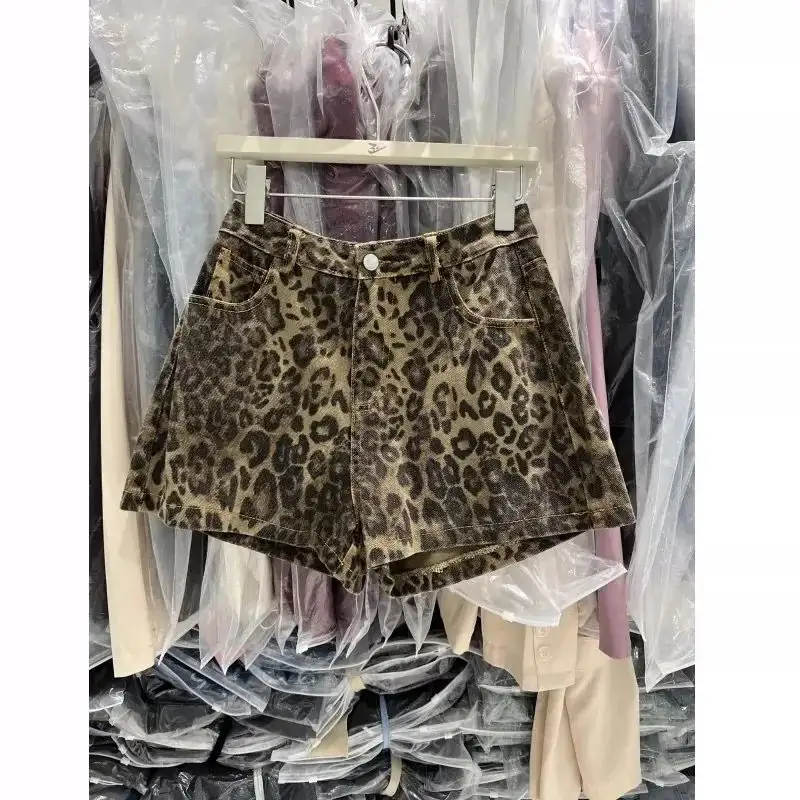 American-style Vintage Leopard-print Denim Shorts For Women