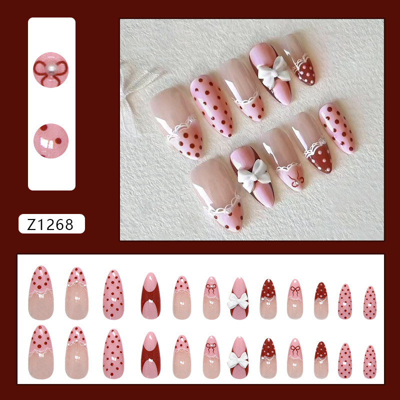 Fashionable Detachable Nail Tips With Lace And Bow 24 Pieces