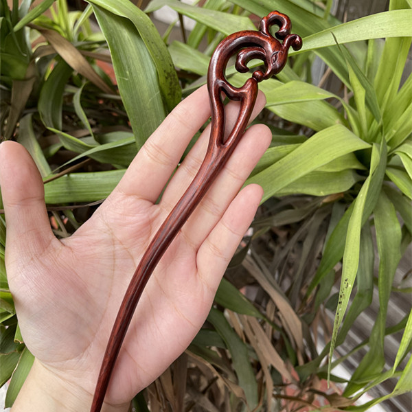 Ebony Antique Carved Hairpin 38