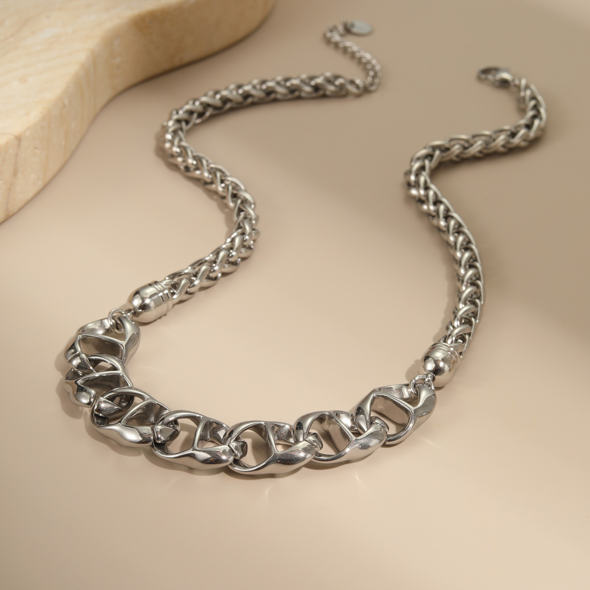 Collier en acier inoxydable, plaqué or, ne se décolore pas, assorti à tout