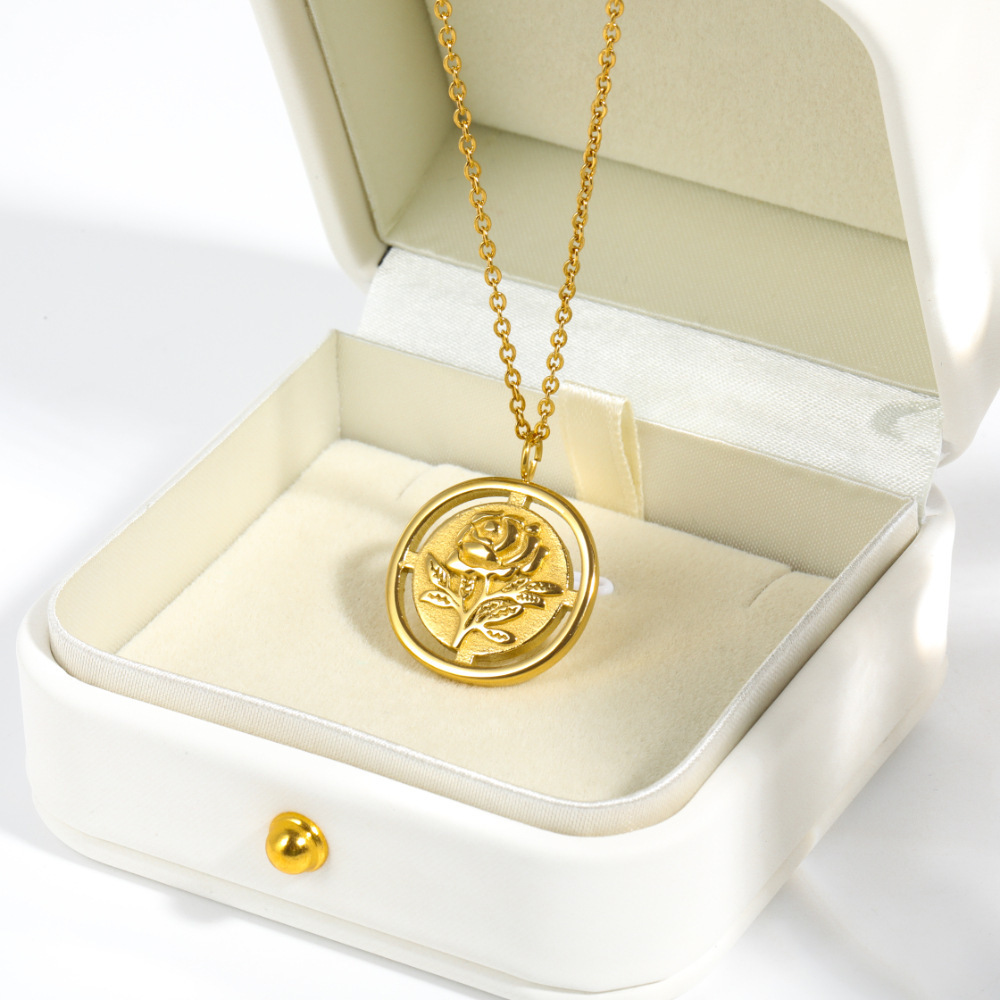 Titanium Steel French Retro Three-dimensional Flower Cutout Rose Necklace Electroplated 18K Gold