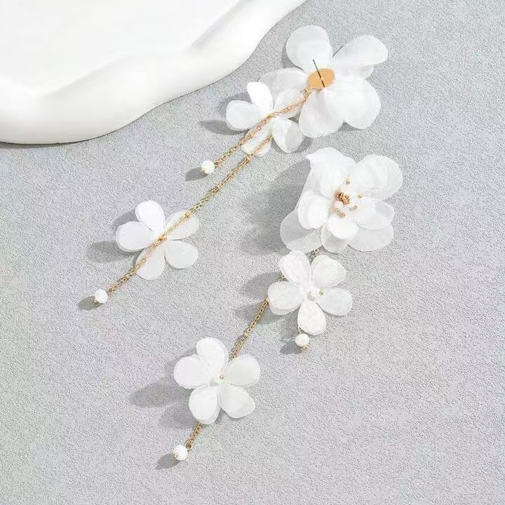 Stylish And Elegant Crystal Petal Long Tassel Earrings With A Cultural Creative Vibe