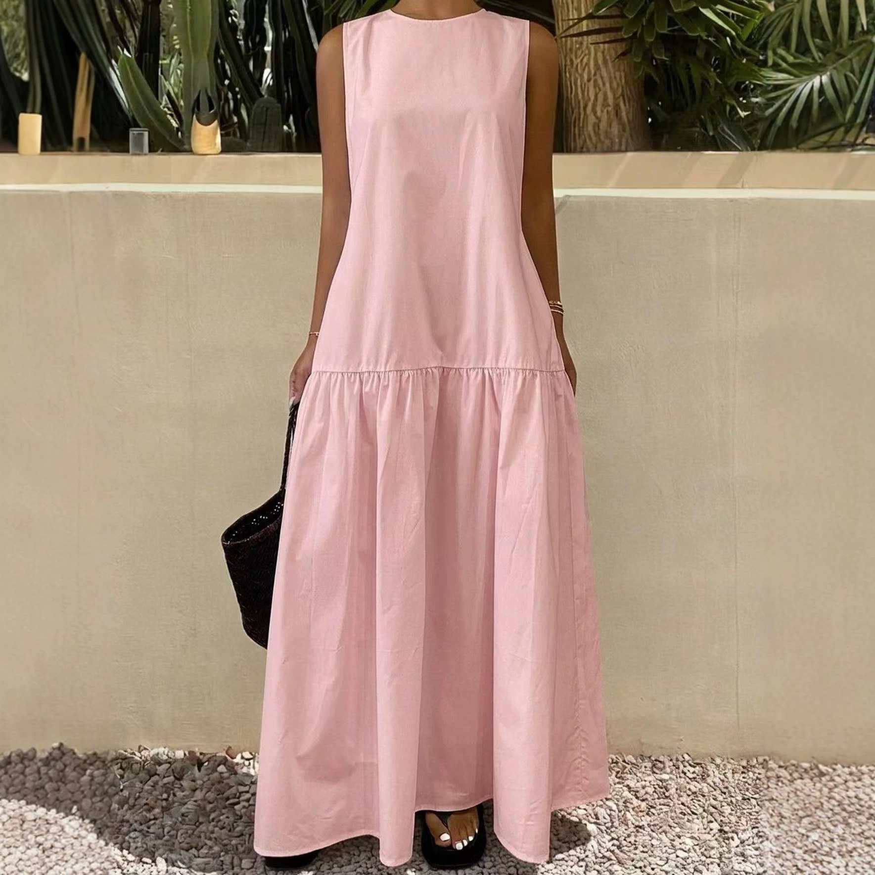 Womens Solid-Color Crew-Neck Sleeveless Patchwork Loose-Fitting Long Dress With Flared Hem product image