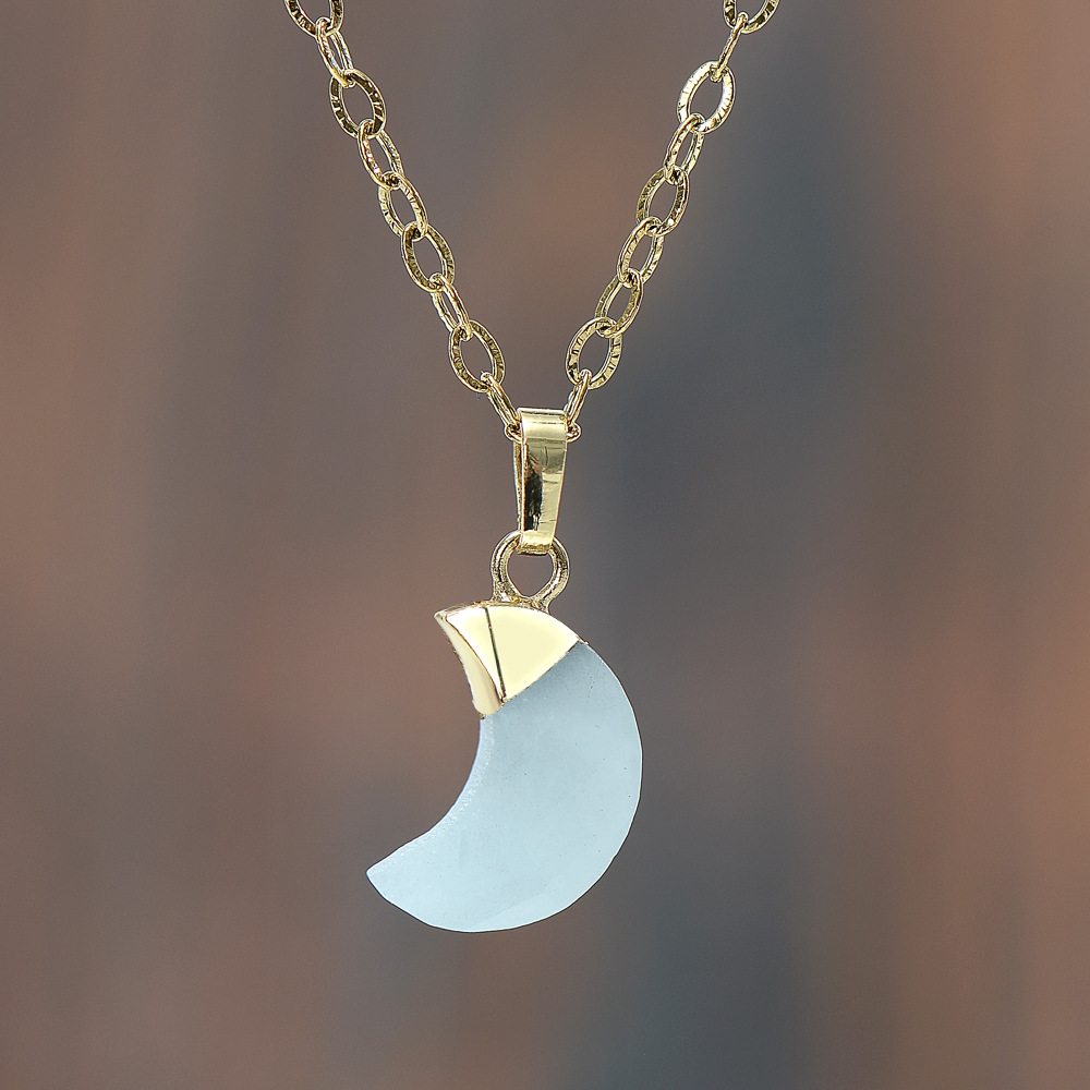 Natural Stone Moon Shaped Pendant Necklace Stone Necklace