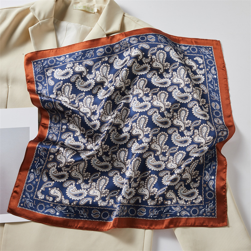 Black Four-Panel Silk Authentic Silk Scarf