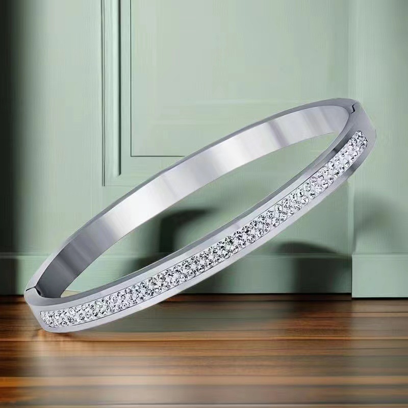 15E1 Bracelet