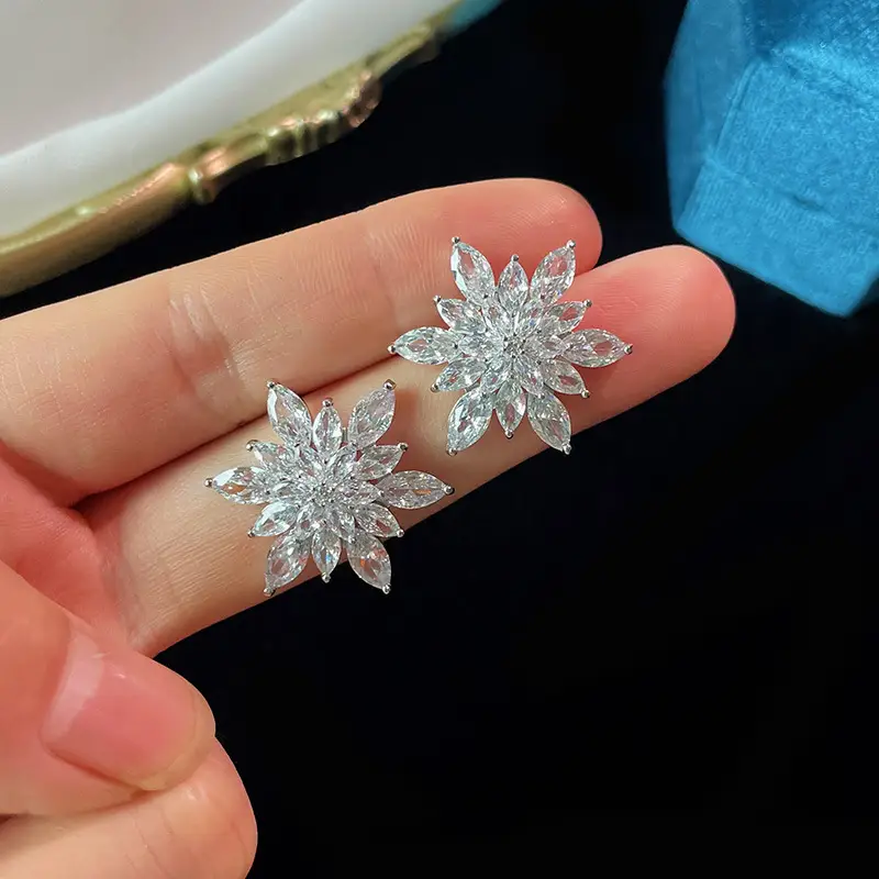 Full Diamond Color Zircon Sun Flower Ear Studs Female French Entry Lux Texture Exquisite Advanced Elegance