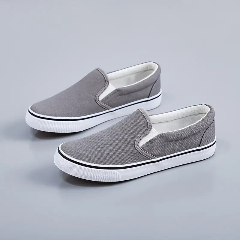 Gray Slip-on Canvas Shoes Fashionable For Both Men And Women