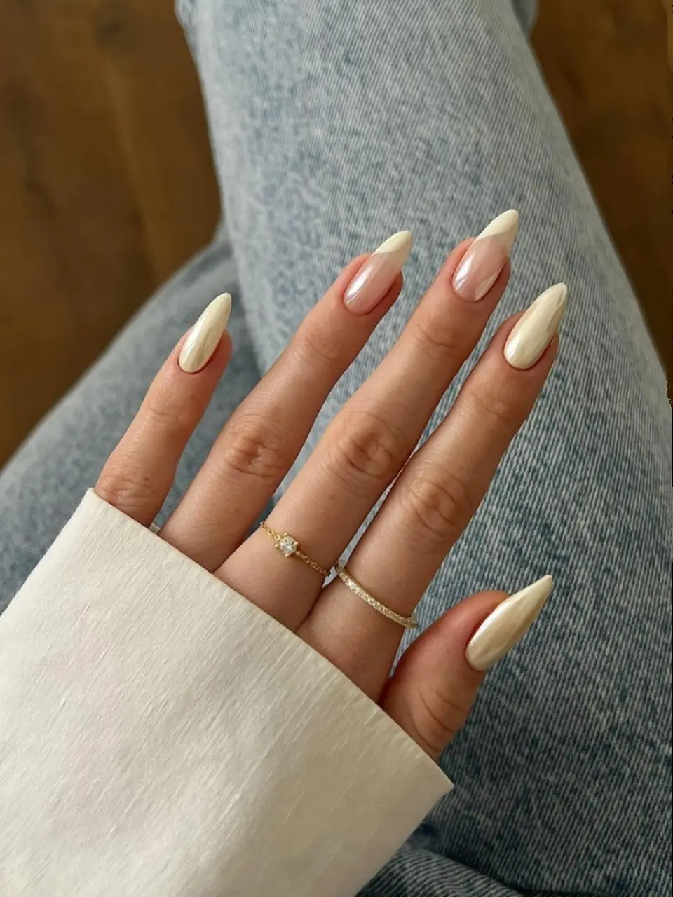 Handmade Custom Wear Nail Almond French Finished Manicure