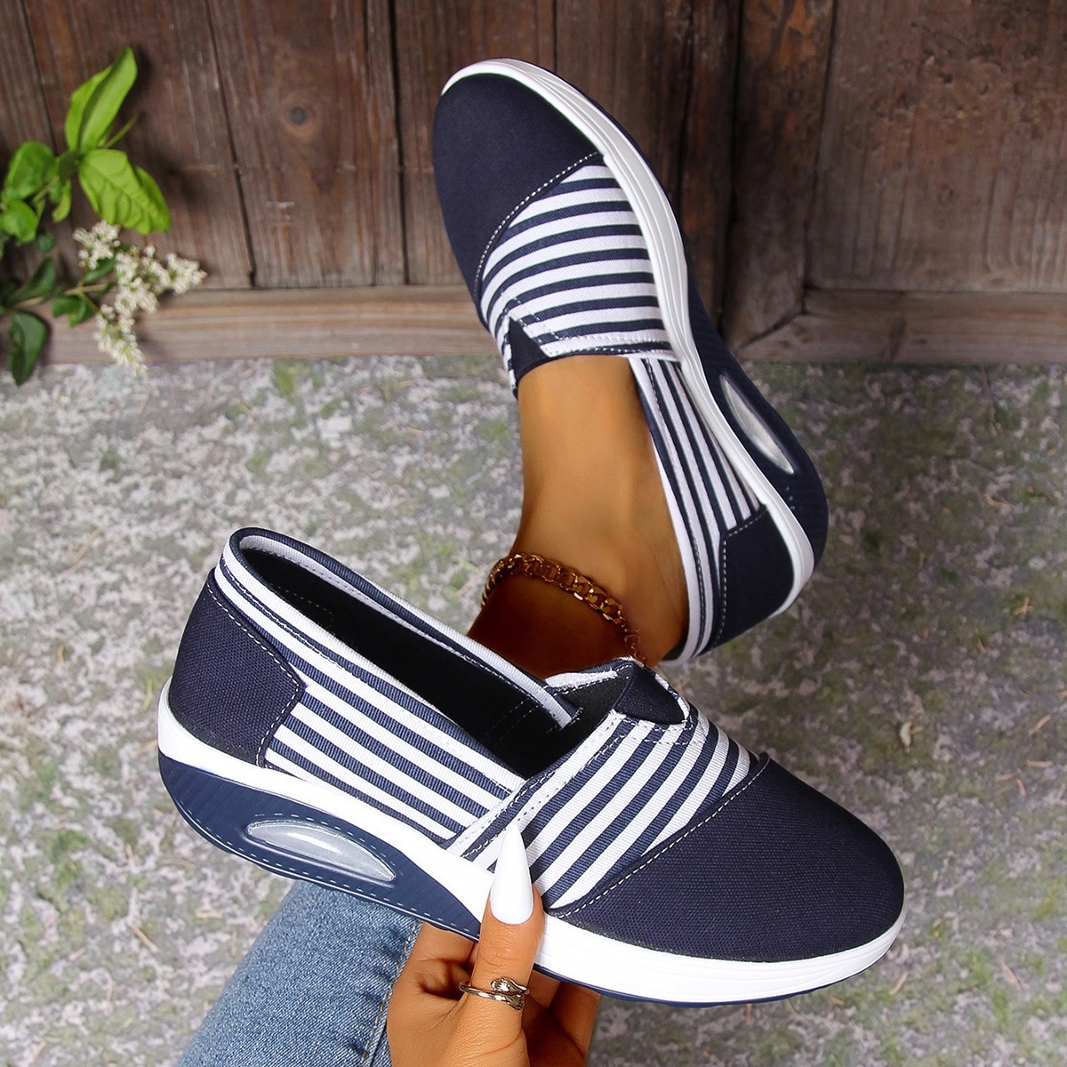 https://cf.cjdropshipping.com/quick/product/34a35fa2-565f-484a-92d0-d423ac8304a6.jpg