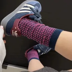 Retro Houndstooth Cotton Socks For Women - Thousand Birds Rose Red - View 1