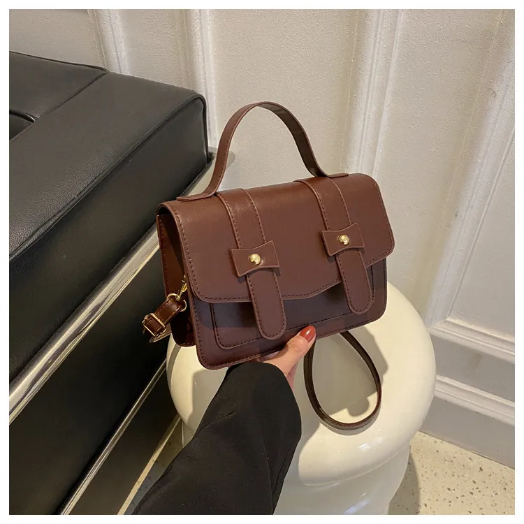 Retro Fashion Casual Crossbody Bag Simple Texture - Brown