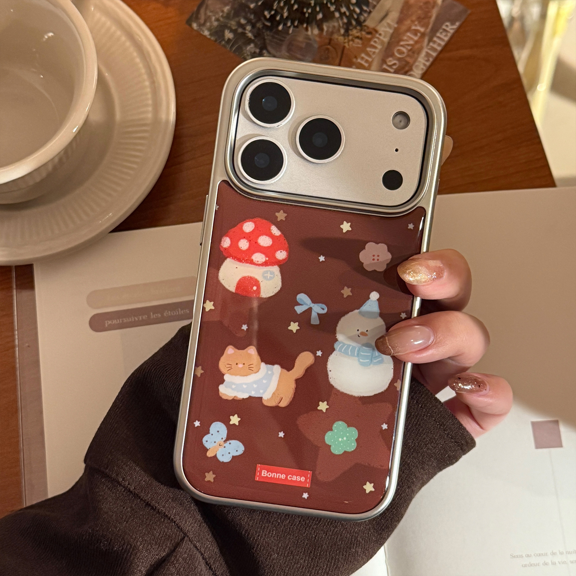 Resin-coated Retro Cartoon Snowman Phone Case In Winter Brown
