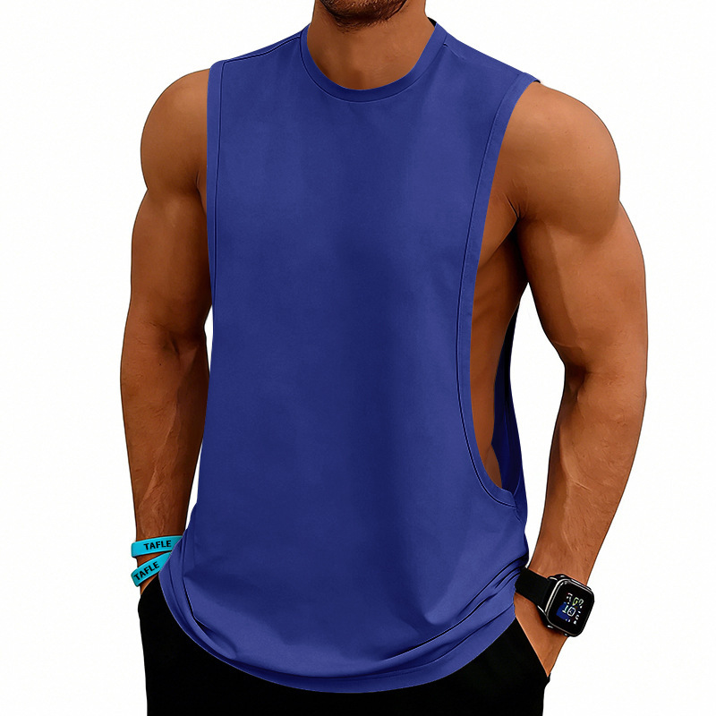Breathable vest hem detail