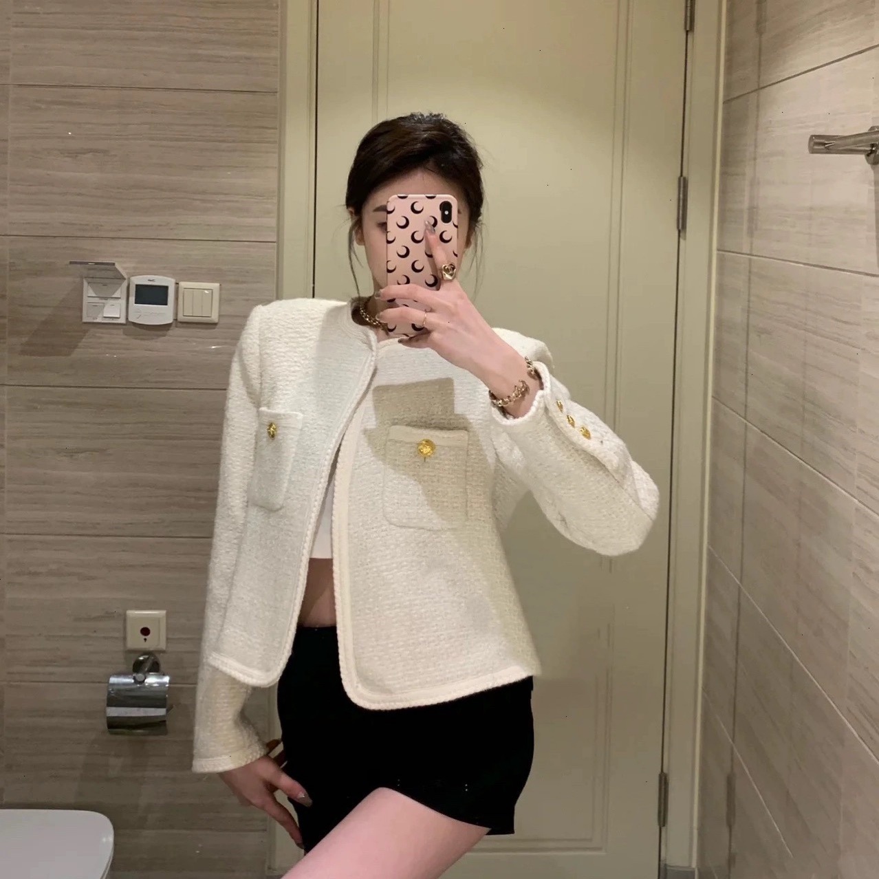 Elegant And Versatile French-style Cable-knit Jacket With Gold Buttons