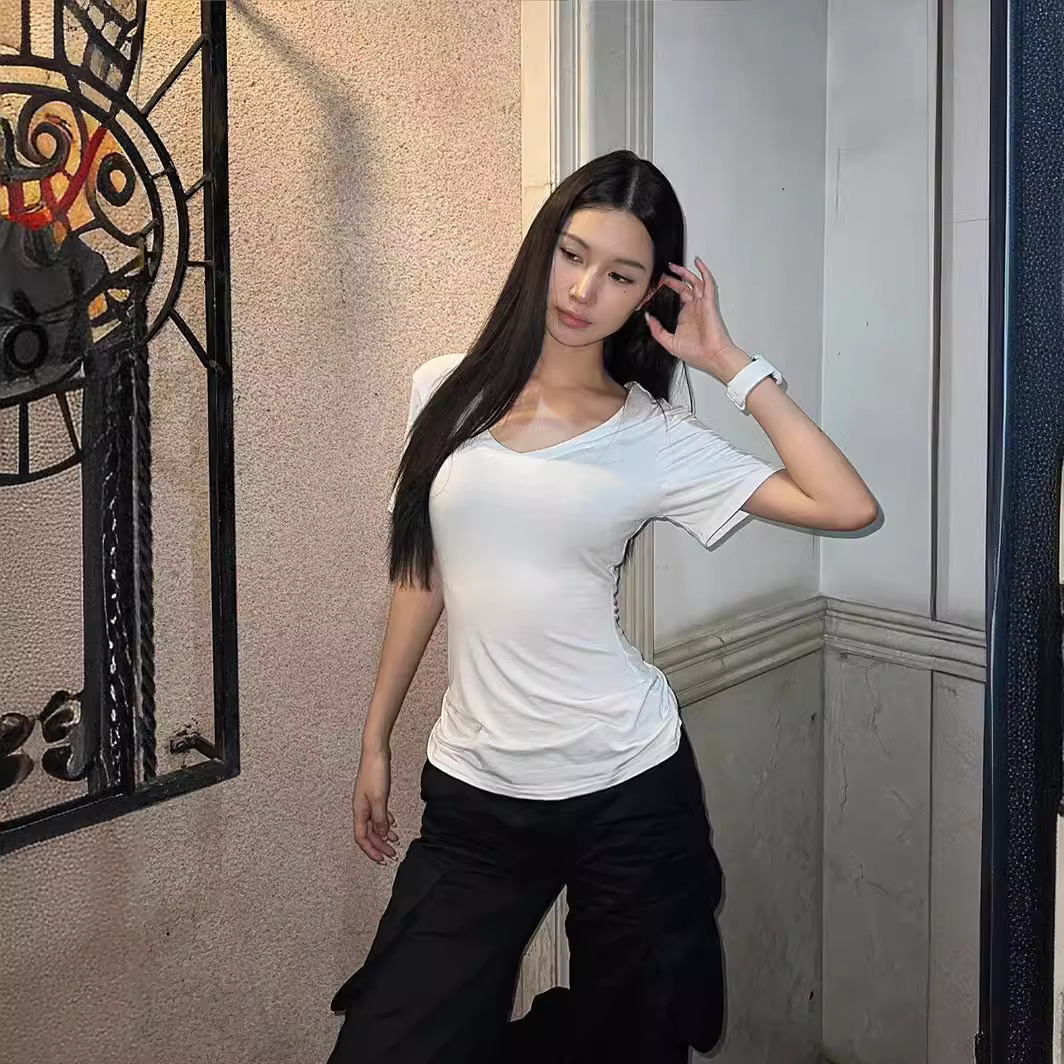 https://cf.cjdropshipping.com/quick/product/353ca72f-aade-453e-97b1-a15620e98cec.jpg