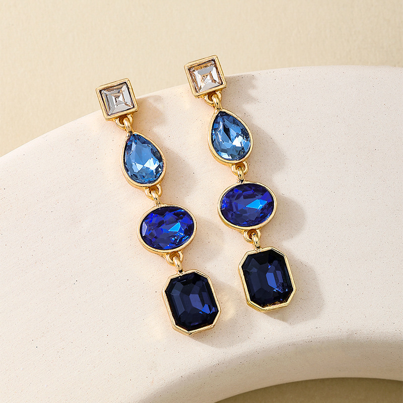 European And American Metal Color Rhinestone Ear Studs Women