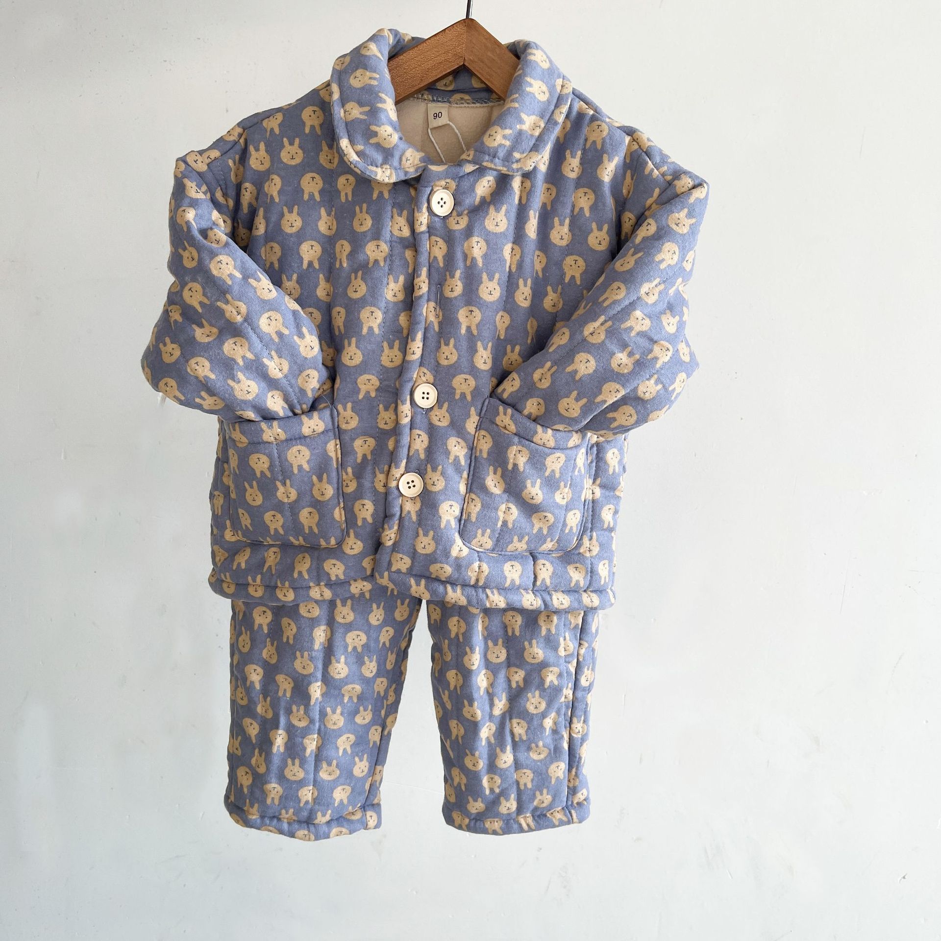 https://cf.cjdropshipping.com/quick/product/356faf5f-34ef-4586-a14a-fc84a9ee5a9b.jpg
