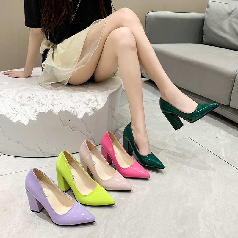 Women's Pointed-toe Low-heeled Chunky Heel Pumps