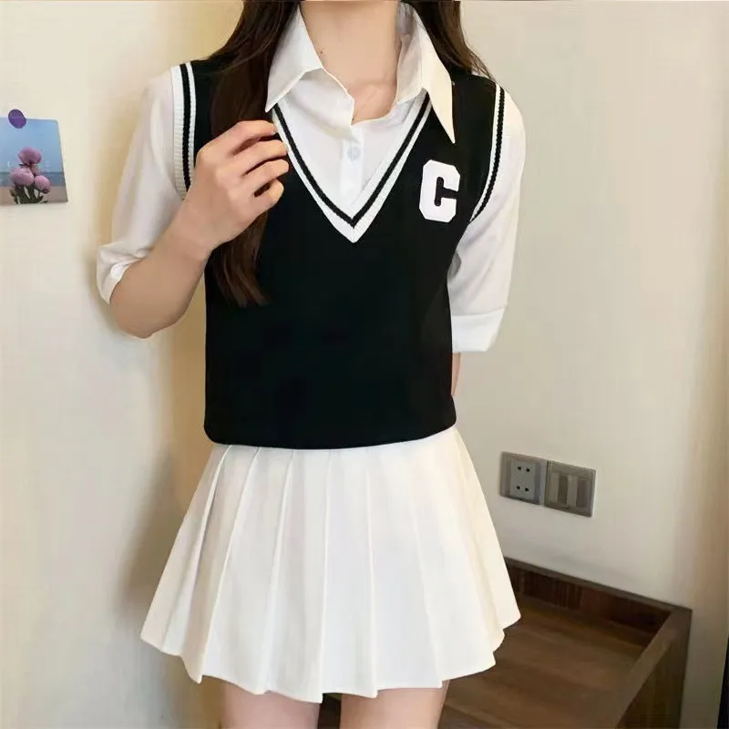 Women's Niche Design Short-sleeved Knitted Top - Black