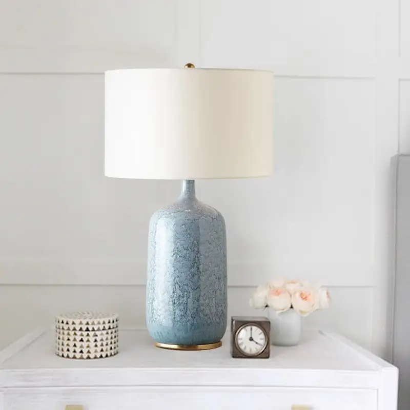Chic Vintage-style Creative Bedside Lamp